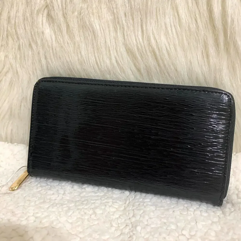 Black Wavy Texture Striated Patent Leather Zip Around Continental Clutch Wallet